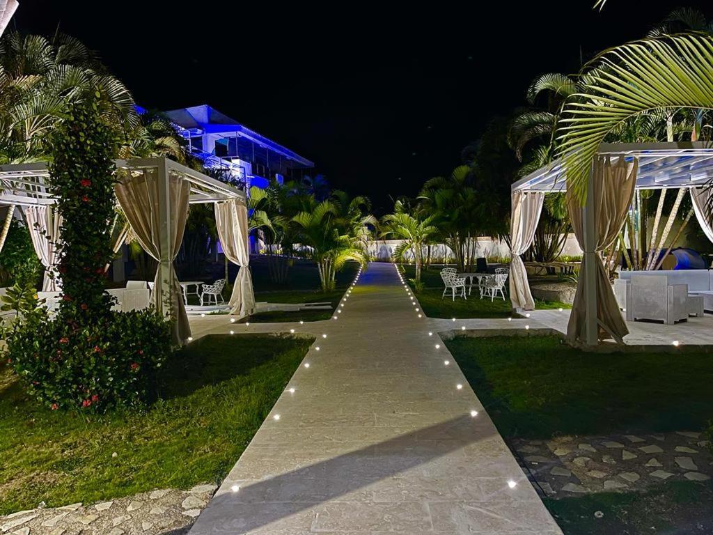 Daymond Blue Tropical Lodge Barahona Exterior foto